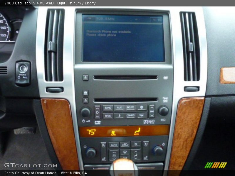 Controls of 2008 STS 4 V8 AWD