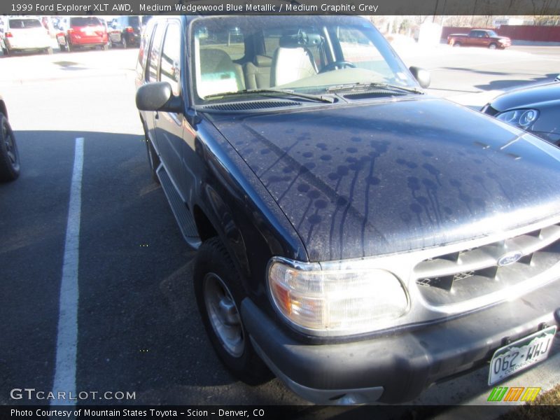 Medium Wedgewood Blue Metallic / Medium Graphite Grey 1999 Ford Explorer XLT AWD