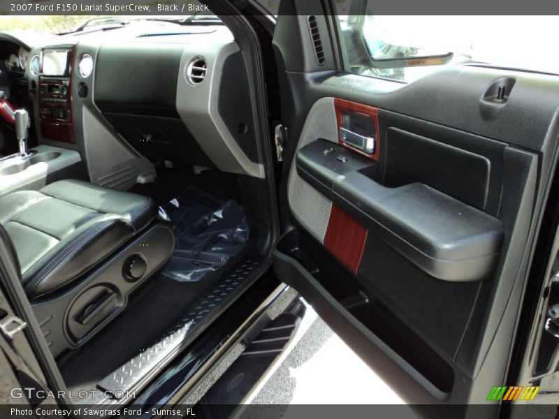Black / Black 2007 Ford F150 Lariat SuperCrew