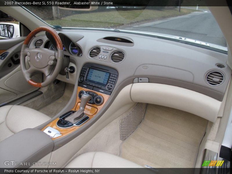 Dashboard of 2007 SL 550 Roadster
