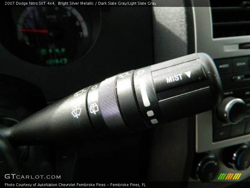 Bright Silver Metallic / Dark Slate Gray/Light Slate Gray 2007 Dodge Nitro SXT 4x4