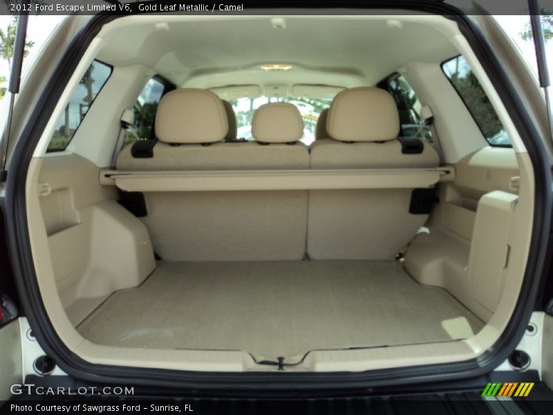  2012 Escape Limited V6 Trunk