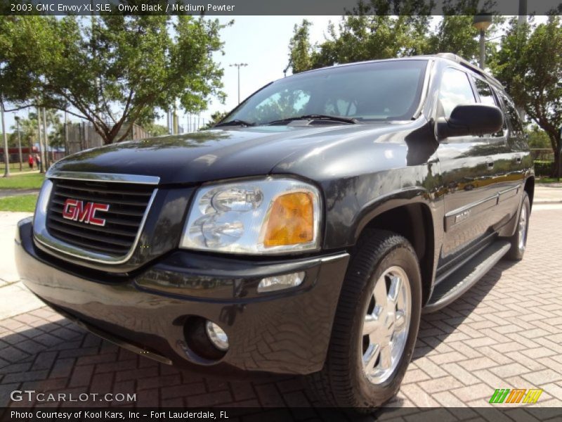 Onyx Black / Medium Pewter 2003 GMC Envoy XL SLE