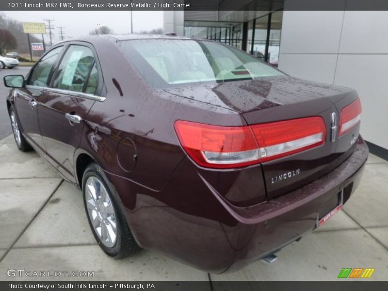 Bordeaux Reserve Metallic / Light Camel 2011 Lincoln MKZ FWD