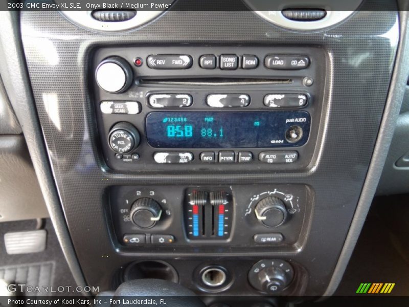 Onyx Black / Medium Pewter 2003 GMC Envoy XL SLE