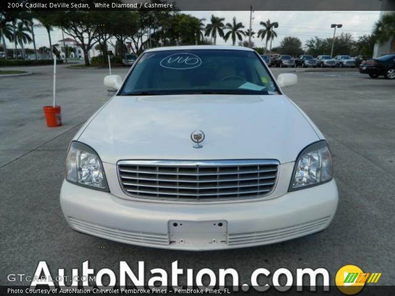 White Diamond / Cashmere 2004 Cadillac DeVille Sedan