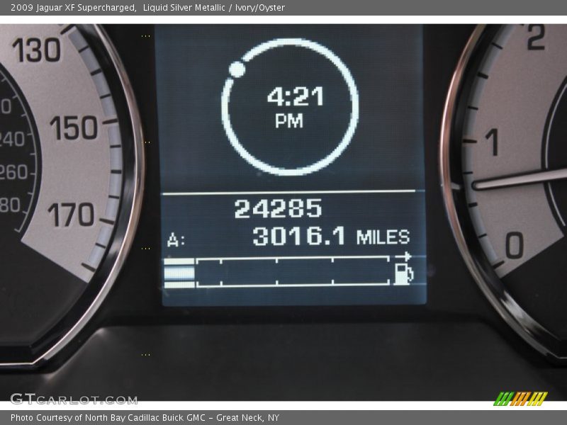 Liquid Silver Metallic / Ivory/Oyster 2009 Jaguar XF Supercharged
