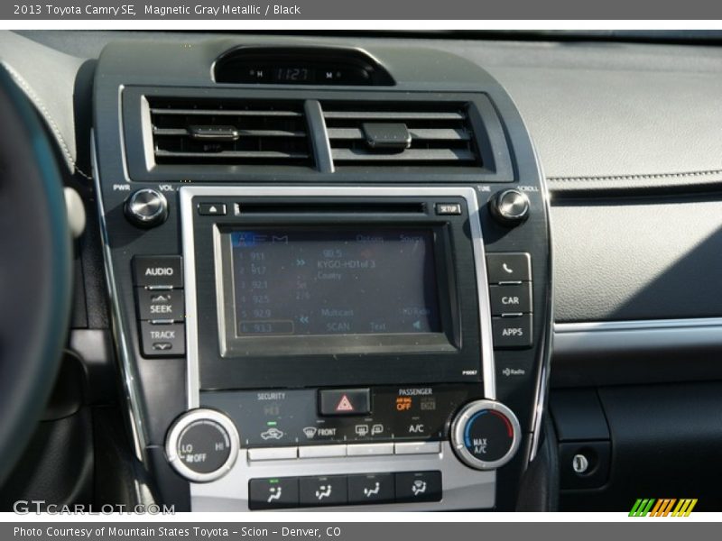 Magnetic Gray Metallic / Black 2013 Toyota Camry SE