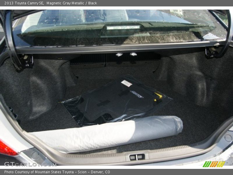 Magnetic Gray Metallic / Black 2013 Toyota Camry SE