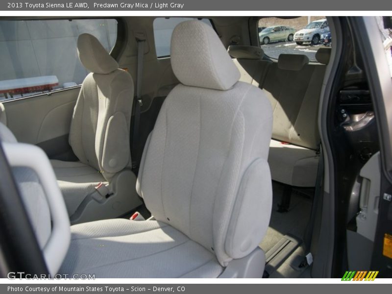 Predawn Gray Mica / Light Gray 2013 Toyota Sienna LE AWD