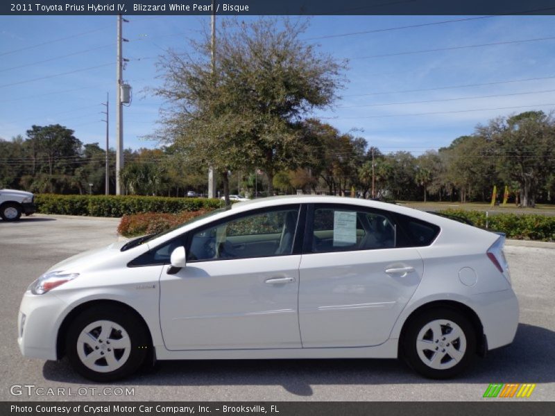 Blizzard White Pearl / Bisque 2011 Toyota Prius Hybrid IV