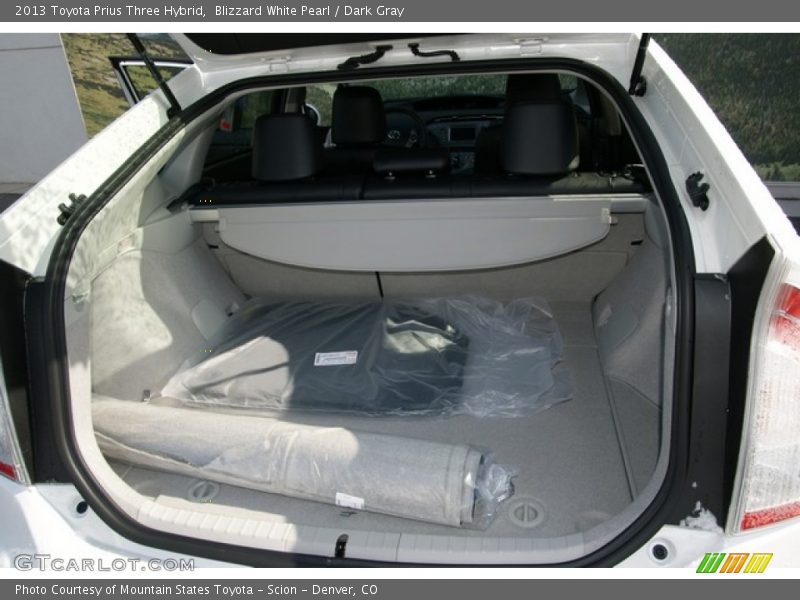 Blizzard White Pearl / Dark Gray 2013 Toyota Prius Three Hybrid