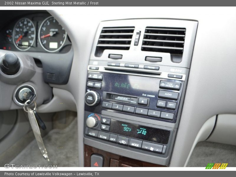 Sterling Mist Metallic / Frost 2002 Nissan Maxima GLE