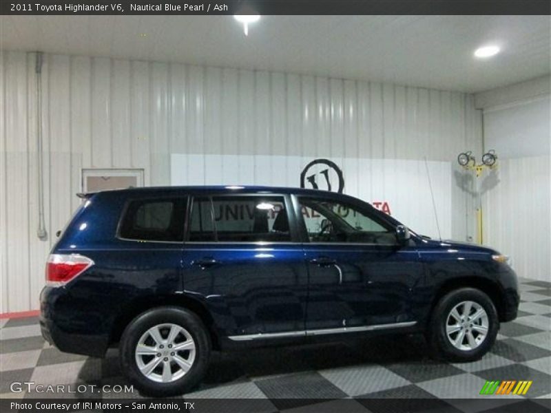 Nautical Blue Pearl / Ash 2011 Toyota Highlander V6