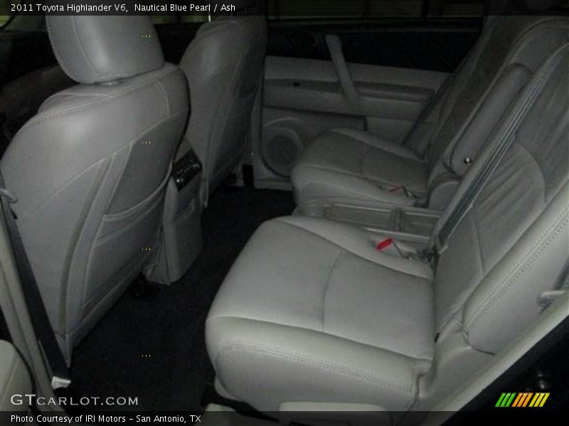 Nautical Blue Pearl / Ash 2011 Toyota Highlander V6
