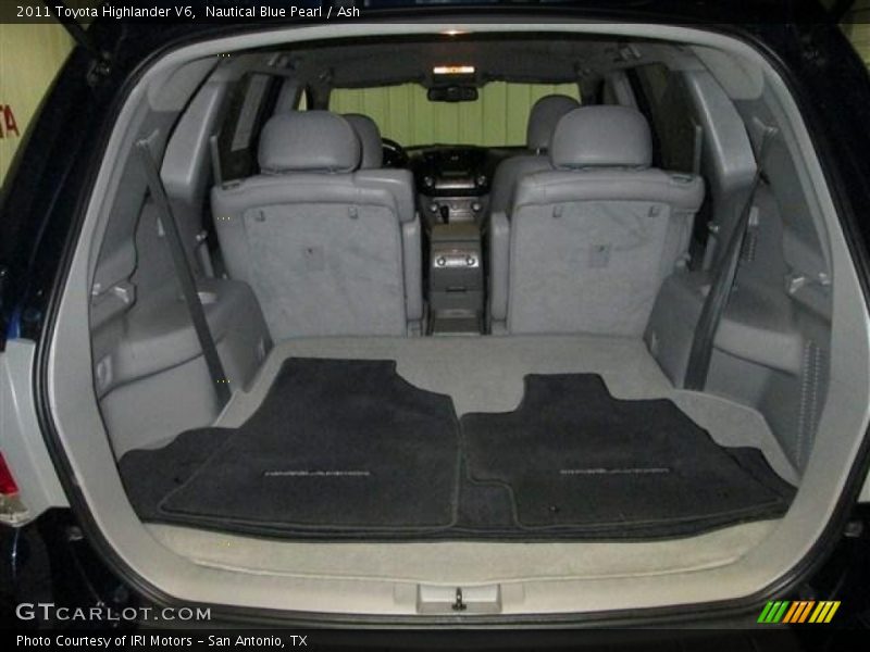 Nautical Blue Pearl / Ash 2011 Toyota Highlander V6