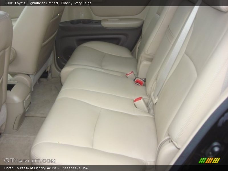 Black / Ivory Beige 2006 Toyota Highlander Limited
