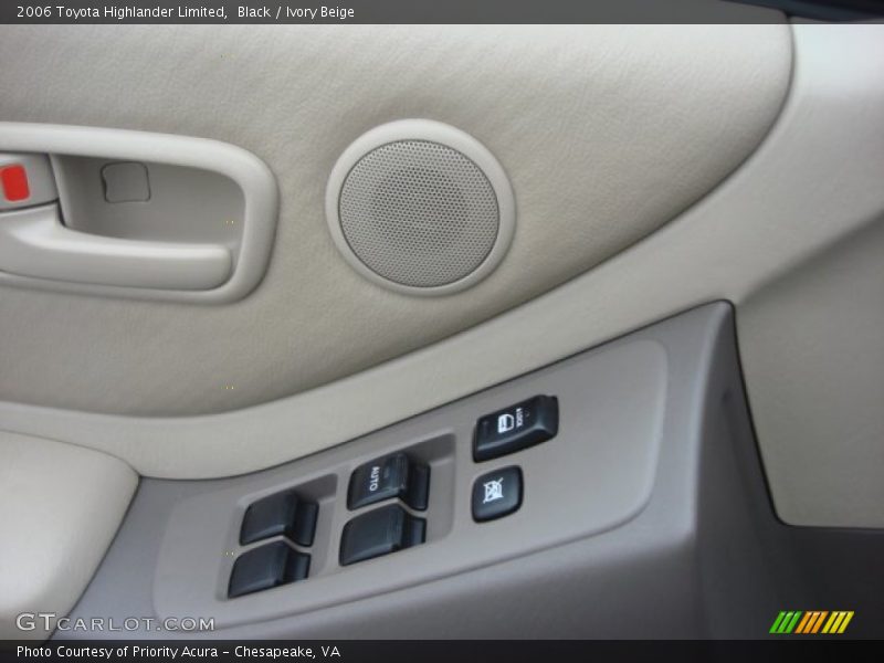 Black / Ivory Beige 2006 Toyota Highlander Limited