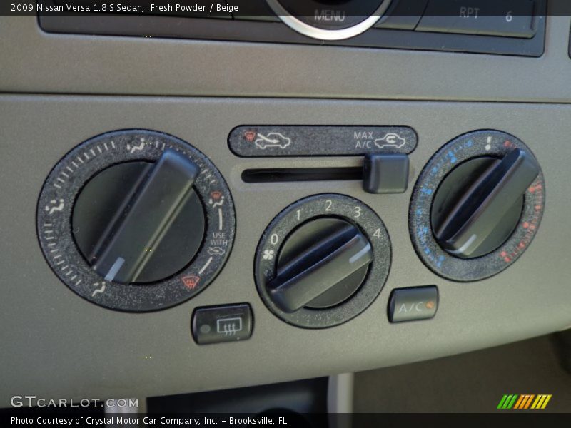 Fresh Powder / Beige 2009 Nissan Versa 1.8 S Sedan