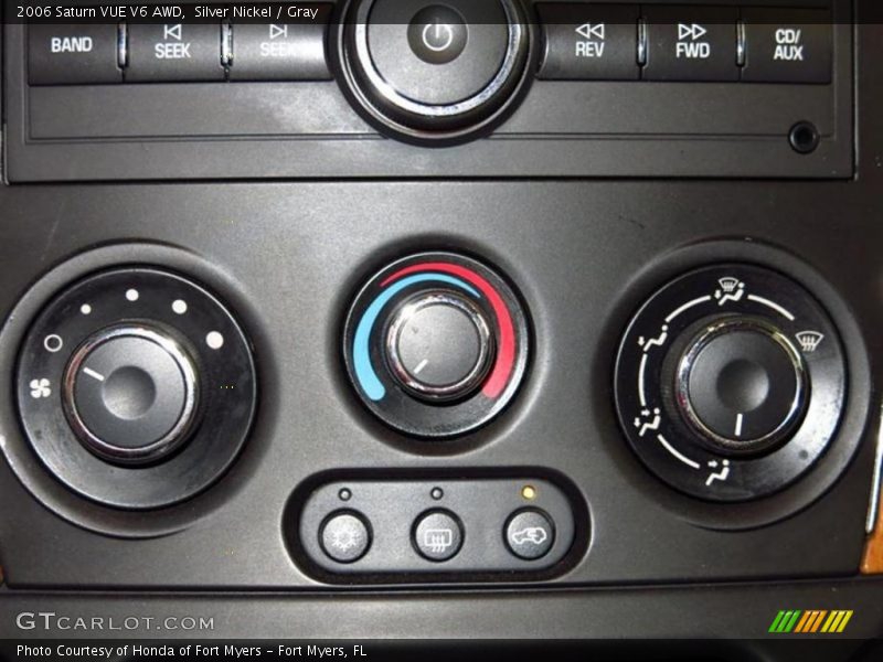 Silver Nickel / Gray 2006 Saturn VUE V6 AWD