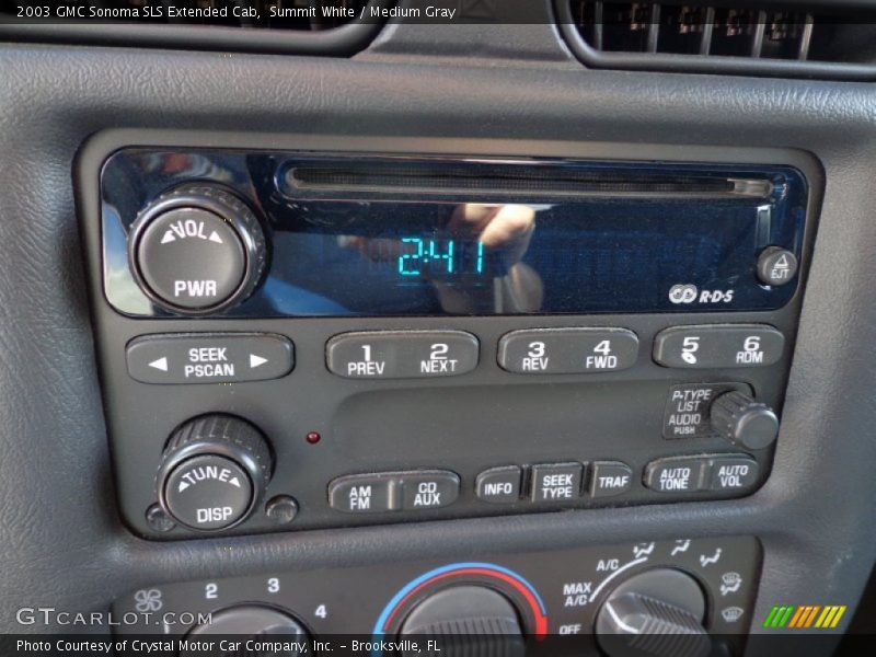 Controls of 2003 Sonoma SLS Extended Cab
