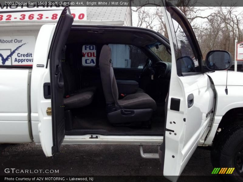 Bright White / Mist Gray 2001 Dodge Ram 1500 Sport Club Cab 4x4