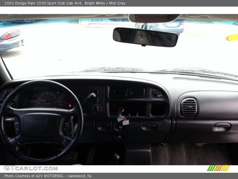 Bright White / Mist Gray 2001 Dodge Ram 1500 Sport Club Cab 4x4