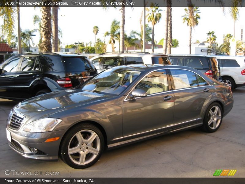 Flint Grey Metallic / Grey/Dark Grey 2009 Mercedes-Benz S 550 Sedan