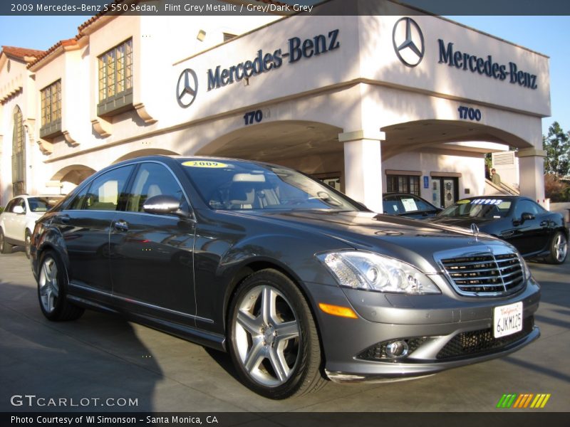 Flint Grey Metallic / Grey/Dark Grey 2009 Mercedes-Benz S 550 Sedan