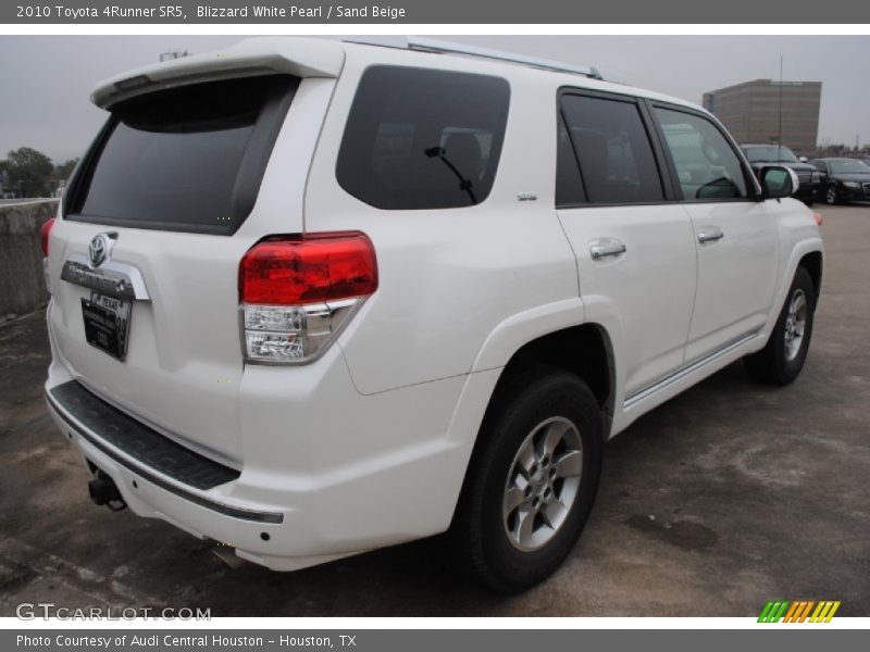 Blizzard White Pearl / Sand Beige 2010 Toyota 4Runner SR5