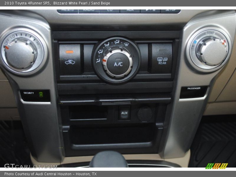Blizzard White Pearl / Sand Beige 2010 Toyota 4Runner SR5