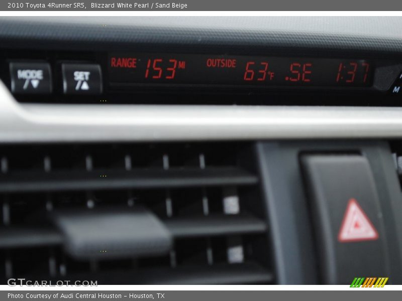 Blizzard White Pearl / Sand Beige 2010 Toyota 4Runner SR5