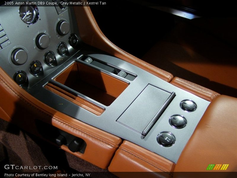 Grey Metallic / Kestrel Tan 2005 Aston Martin DB9 Coupe