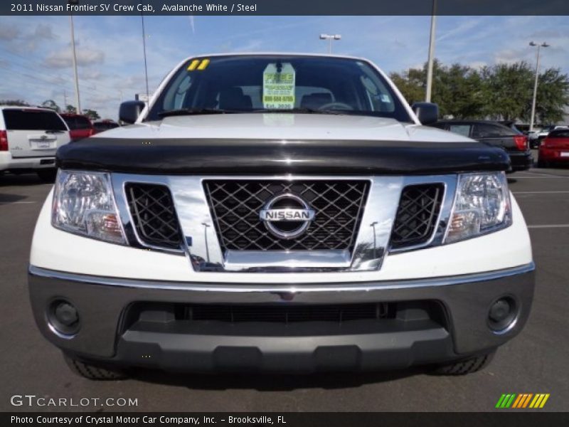Avalanche White / Steel 2011 Nissan Frontier SV Crew Cab