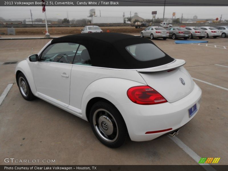 Candy White / Titan Black 2013 Volkswagen Beetle 2.5L Convertible