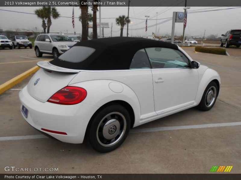 Candy White / Titan Black 2013 Volkswagen Beetle 2.5L Convertible