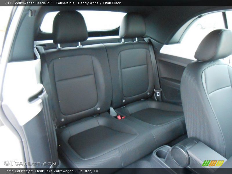Candy White / Titan Black 2013 Volkswagen Beetle 2.5L Convertible