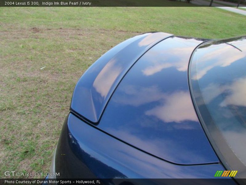 Indigo Ink Blue Pearl / Ivory 2004 Lexus IS 300