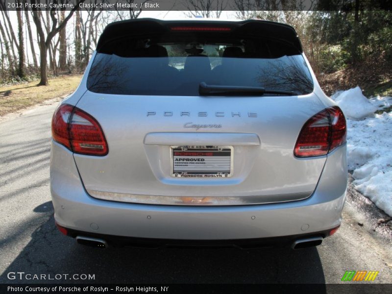Classic Silver Metallic / Black 2012 Porsche Cayenne