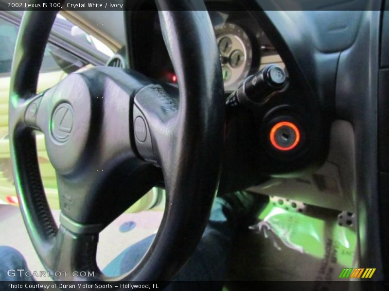 Crystal White / Ivory 2002 Lexus IS 300