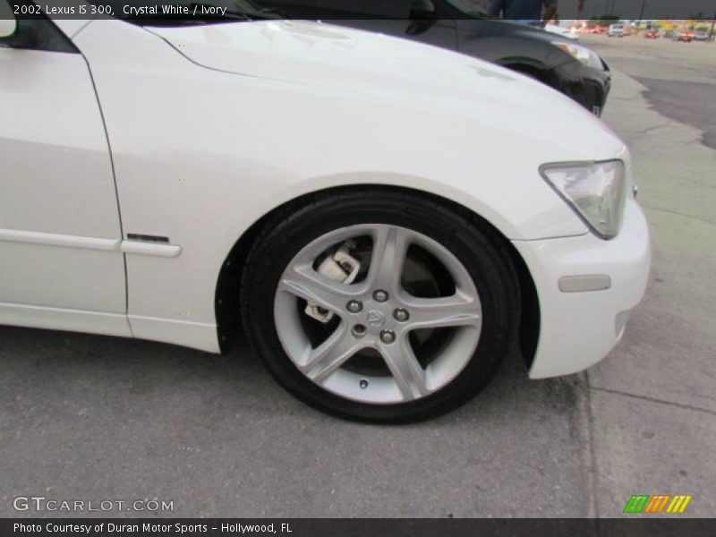 Crystal White / Ivory 2002 Lexus IS 300