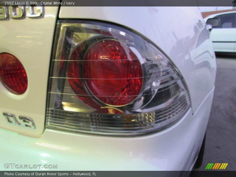 Crystal White / Ivory 2002 Lexus IS 300