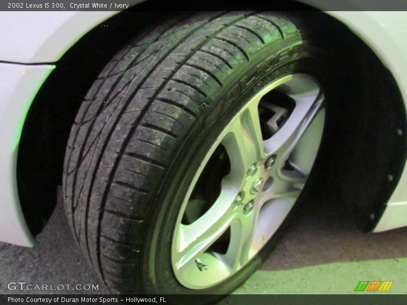 Crystal White / Ivory 2002 Lexus IS 300