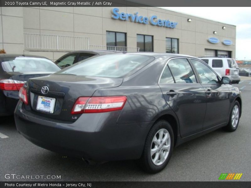 Magnetic Gray Metallic / Ash Gray 2010 Toyota Camry LE