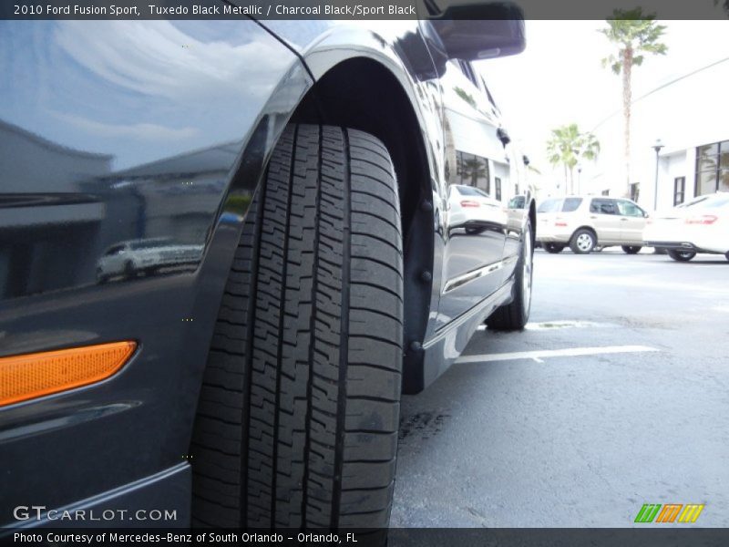 Tuxedo Black Metallic / Charcoal Black/Sport Black 2010 Ford Fusion Sport