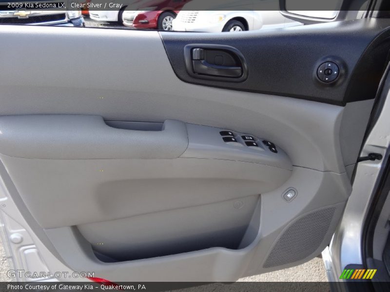 Clear Silver / Gray 2009 Kia Sedona LX