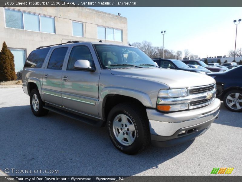 Silver Birch Metallic / Tan/Neutral 2005 Chevrolet Suburban 1500 LT 4x4