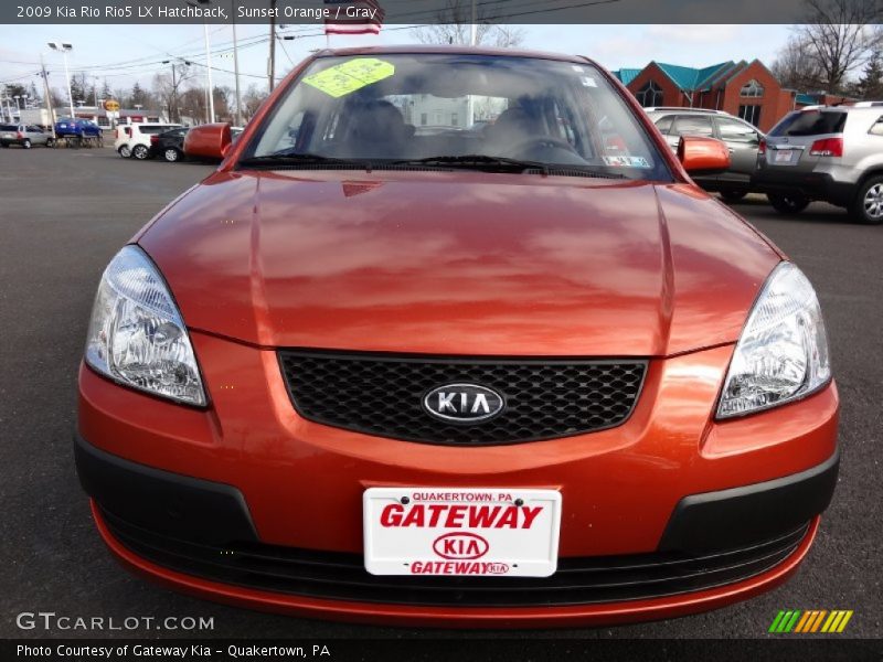 Sunset Orange / Gray 2009 Kia Rio Rio5 LX Hatchback