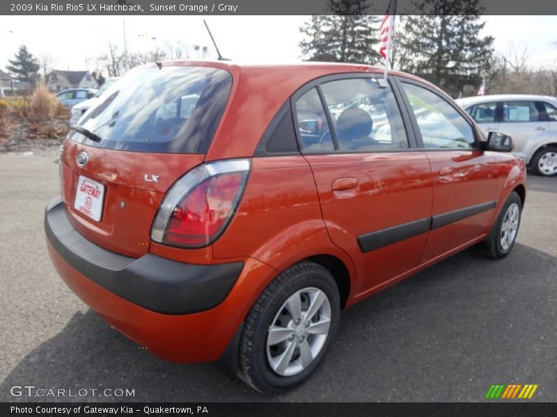 Sunset Orange / Gray 2009 Kia Rio Rio5 LX Hatchback