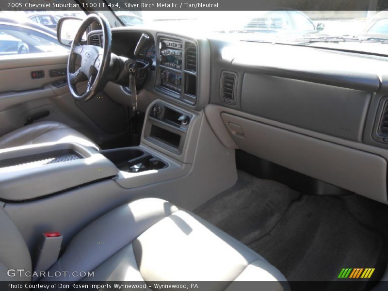Silver Birch Metallic / Tan/Neutral 2005 Chevrolet Suburban 1500 LT 4x4